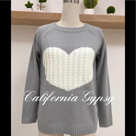 Heart Cable Knit Sweater - Picture 2 of 9